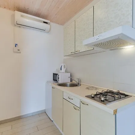 Salitrezic Apartment *