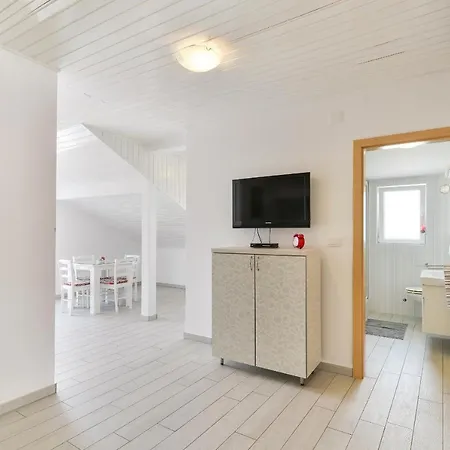 Salitrezic Apartment Vir