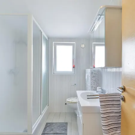 Apartment Salitrezic Vir